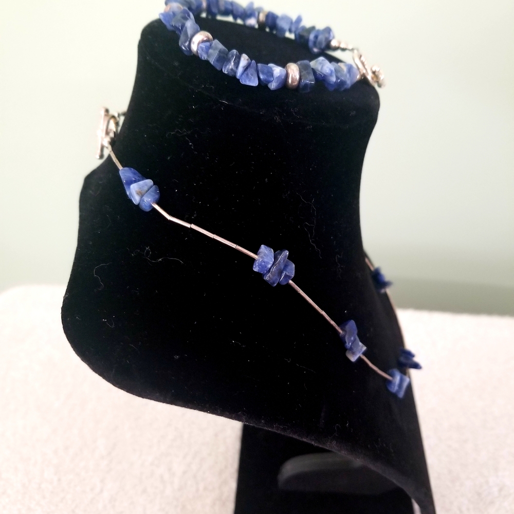 Necklace & Bracelet Set Featuring Sodalite Stones,Silver Accents & Toggle Clasp. - Picture 4 of 5